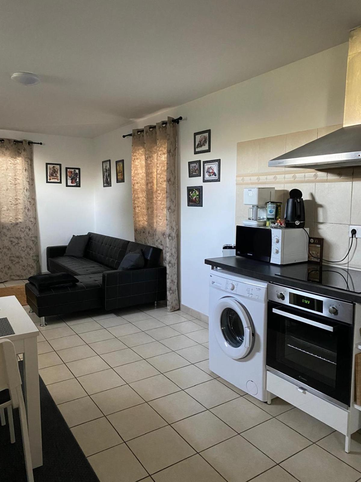 切尔维奥内Agreable Rez De Jardin Avec Piscine Et Jacuzzi公寓 外观 照片