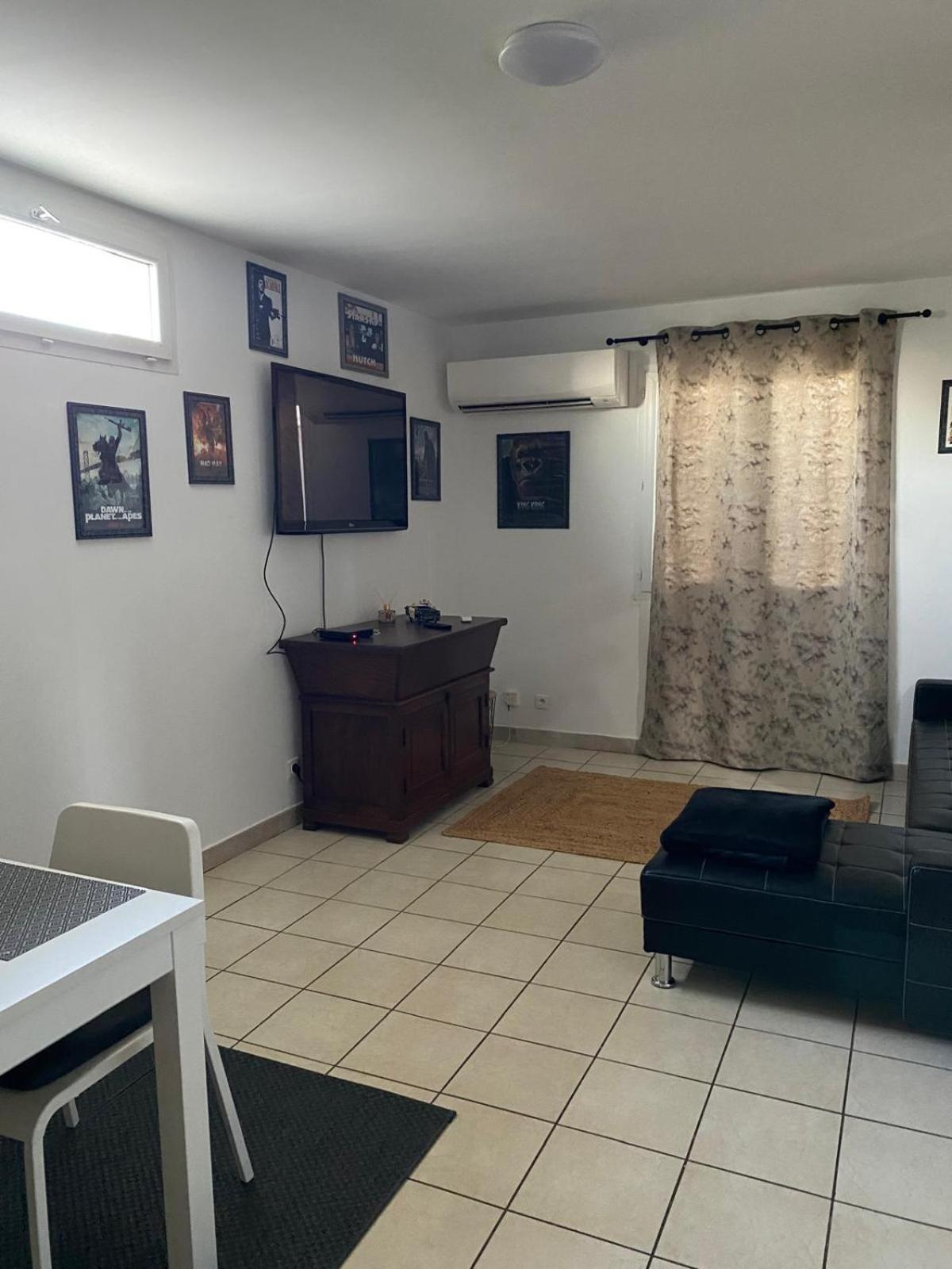 切尔维奥内Agreable Rez De Jardin Avec Piscine Et Jacuzzi公寓 外观 照片